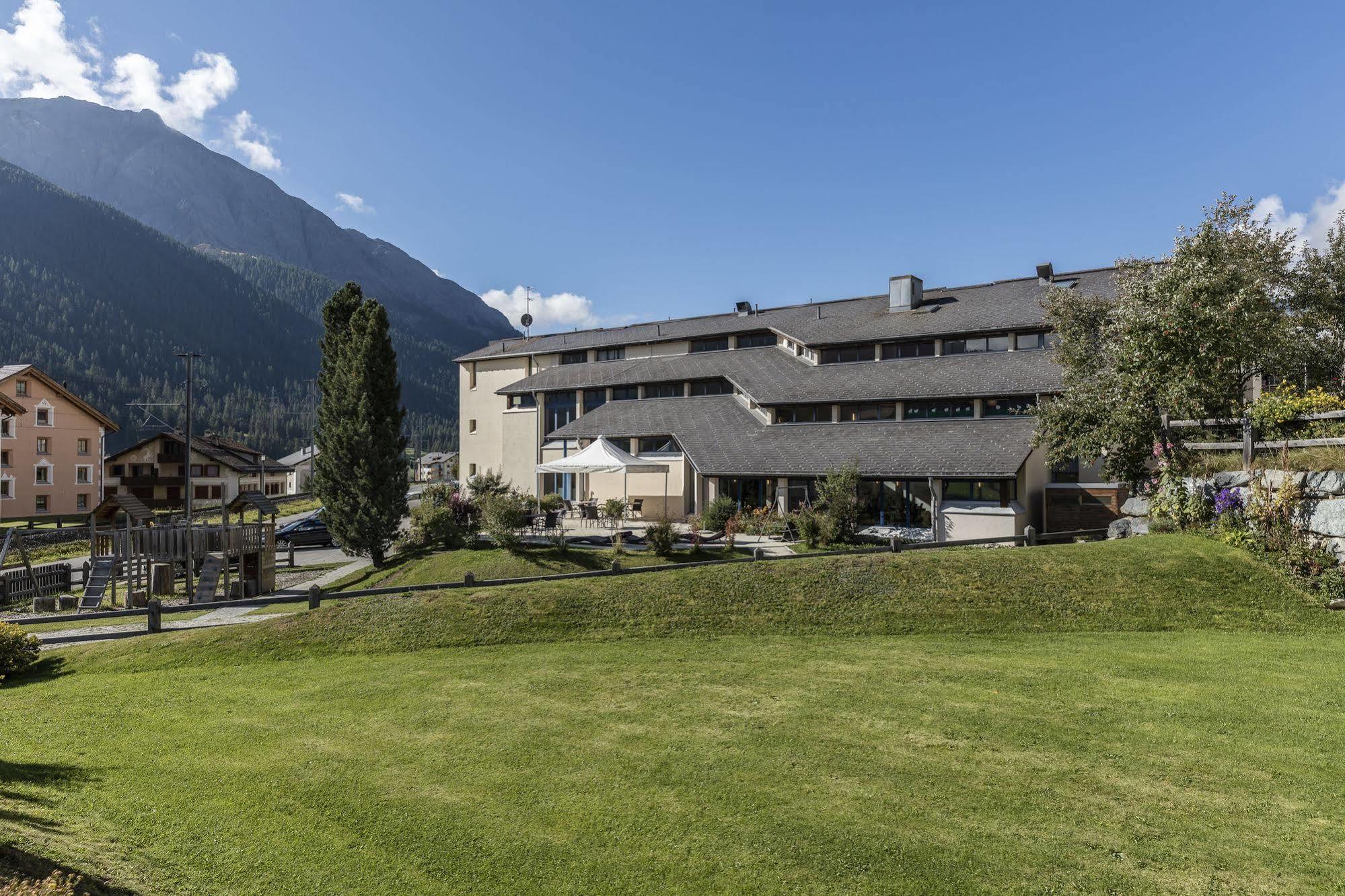 Gaestehaus Convict Zuoz Exterior photo